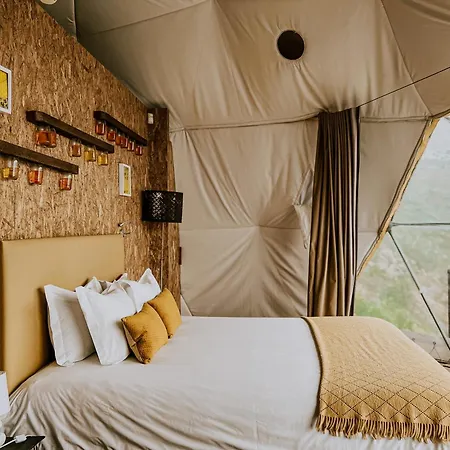 Natura Glamping Alcongosta