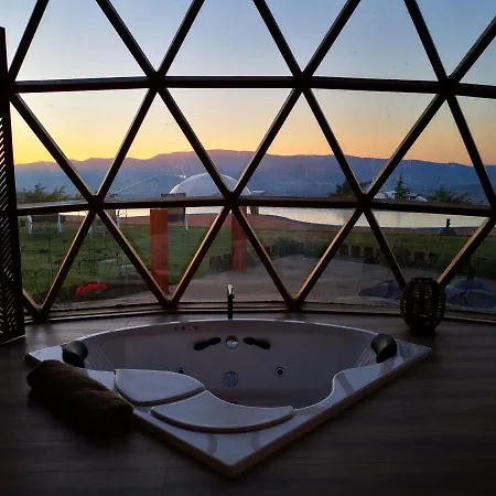 Natura Glamping *